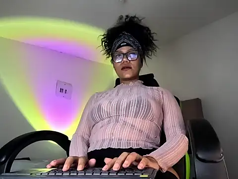 Ale xandra online show from October 25, 3:38 am