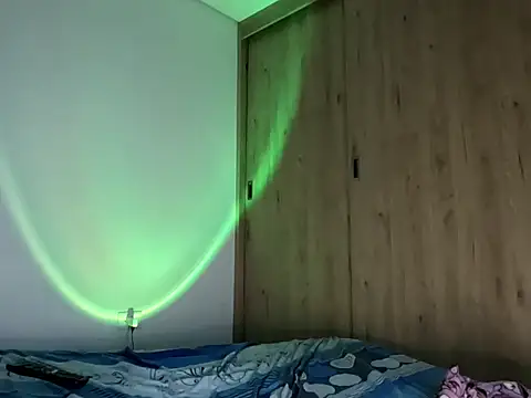 Ale xandra online show from May 19, 1:56 am