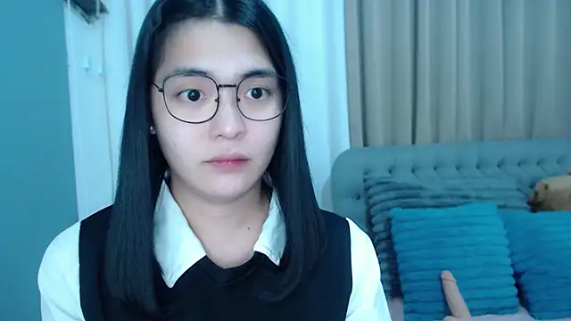 Snapshot of zhaviahale21 chatting on October 30, 8:56 am zhaviahale21 online show from October 30, 8:56 am