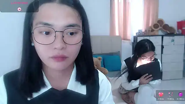 zhaviahale21 online show from July 25, 7:27 am