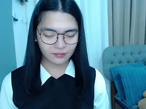 Snapshot of zhaviahale21 chatting on October 12, 3:30 am zhaviahale21 online show from October 12, 3:30 am
