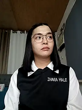Snapshot of zhaviahale21 chatting on March 17, 7:39 pm zhaviahale21 online show from March 17, 7:39 pm