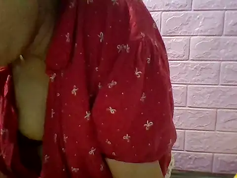 Mimi18x online show from June 6, 3:06 pm