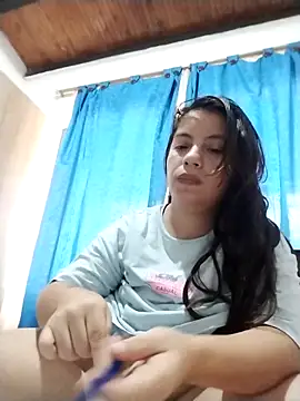 Snapshot of lisseth chatting on March 7, 2:45 pm lisseth online show from March 7, 2:45 pm