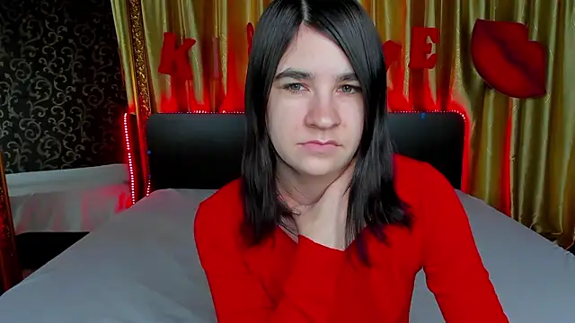  Polly Love  online show from March 4, 6:54 am