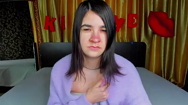  Polly Love  online show from February 10, 6:56 am