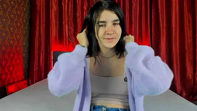  Polly Love  online show from September 29, 6:09 am