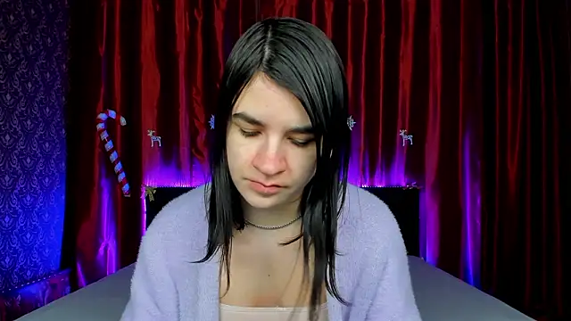  Polly Love  online show from February 3, 7:57 am