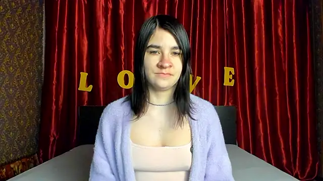  Polly Love  online show from February 6, 7:26 am