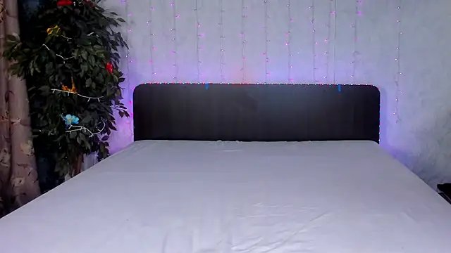  Polly Love  online show from September 10, 6:12 am