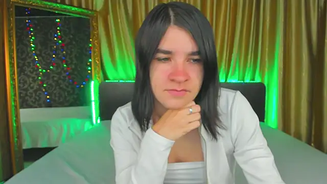  Polly Love  online show from October 2, 6:06 am