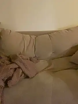 Snapshot of Melinastarr chatting on December 5, 5:39 am Melinastarr online show from December 5, 5:39 am