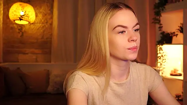 sn0w barbie online show from December 5, 9:41 am