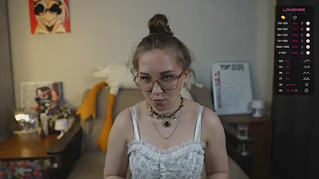 Miatiny online show from February 5, 5:20 pm