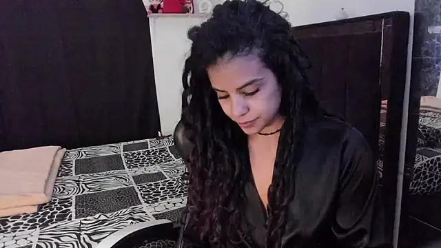 Snapshot of Moon_Sammy chatting on June 29, 2:17 pm Moon Sammy online show from June 29, 2:17 pm