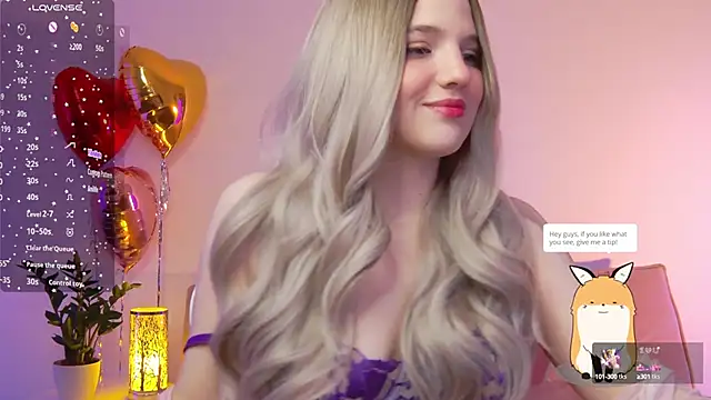 Snapshot of Roxieex chatting on February 15, 9:06 pm Roxieex online show from February 15, 9:06 pm