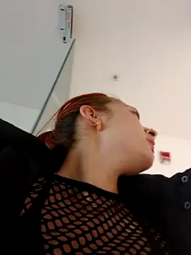 SAMANTHA-16  online show from September 26, 1:29 pm