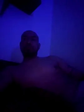 nakedtony81 online show from January 12, 1:51 pm