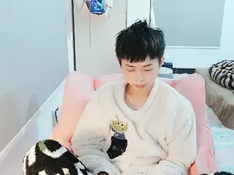 FFFFZ189 online show from January 15, 11:43 am