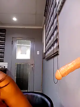 Snapshot of DickDiva1 chatting on February 28, 12:42 pm DickDiva1 online show from February 28, 12:42 pm