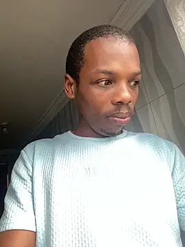 Snapshot of skyfall200 chatting on September 29, 12:00 pm skyfall200 online show from September 29, 12:00 pm