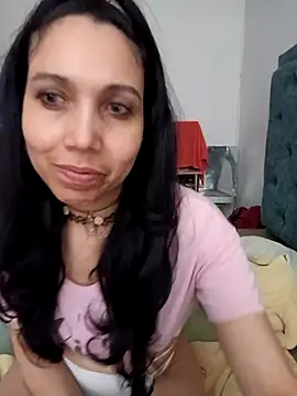 Snapshot of KimPielCanela chatting on March 14, 9:43 pm KimPielCanela online show from March 14, 9:43 pm