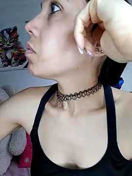 Snapshot of KimPielCanela chatting on March 20, 11:49 am KimPielCanela online show from March 20, 11:49 am