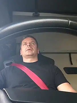 Dan NFS online show from November 2, 9:47 am