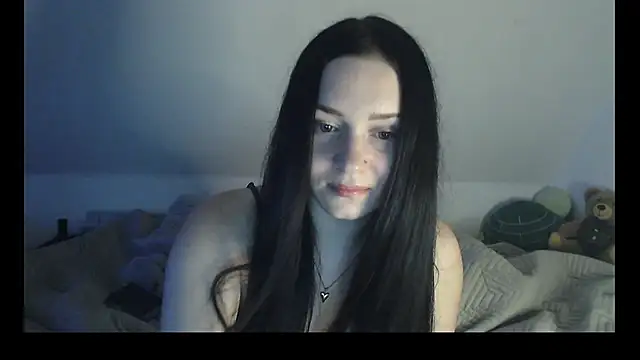 Snapshot of Anna_F0X chatting on June 19, 11:31 pm Anna F0X online show from June 19, 11:31 pm