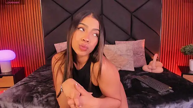 Alejandra Vives online show from December 22, 8:20 pm