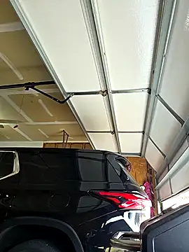 MrMechanic38 online show from February 14, 8:31 pm