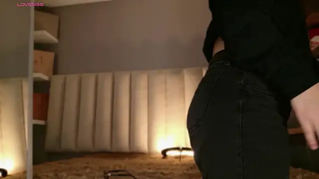 Megan mooree  online show from March 4, 1:08 pm