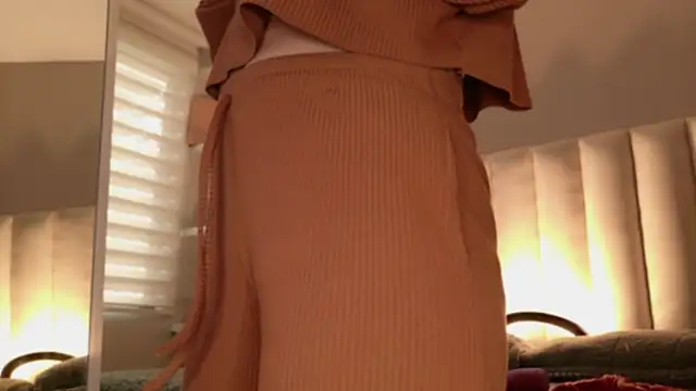 Snapshot of Megan_mooree_ chatting on October 15, 12:24 pm Megan mooree online show from October 15, 12:24 pm