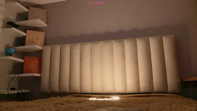 Snapshot of Megan_mooree_ chatting on April 21, 12:34 pm Megan mooree online show from April 21, 12:34 pm