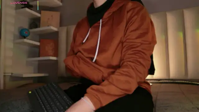 Megan mooree  online show from February 19, 12:46 pm