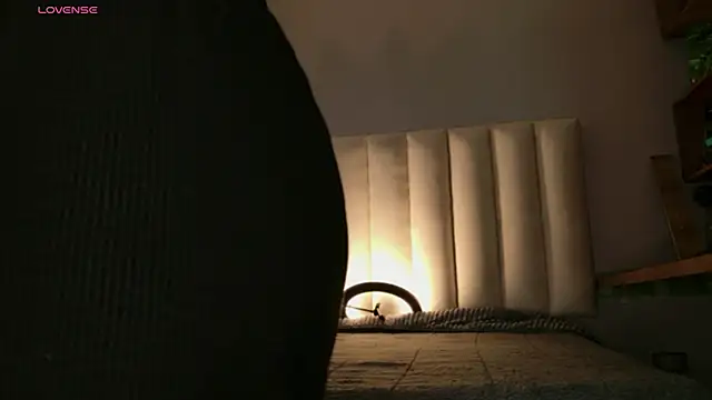 Megan mooree  online show from February 27, 12:38 pm