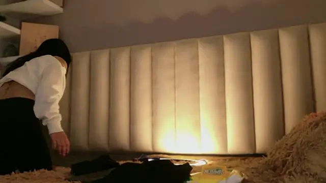 Megan mooree  online show from April 15, 7:58 pm