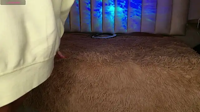 Megan mooree  online show from December 20, 12:08 pm