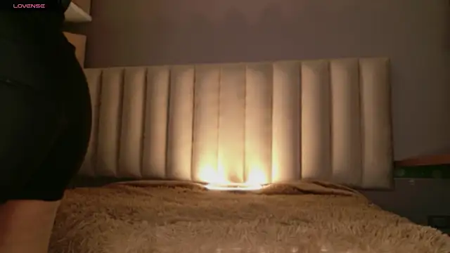 Megan mooree  online show from March 27, 12:50 pm