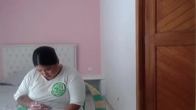 Gabycutee online show from January 8, 7:31 pm