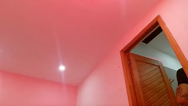 Gabycutee online show from February 7, 12:40 am