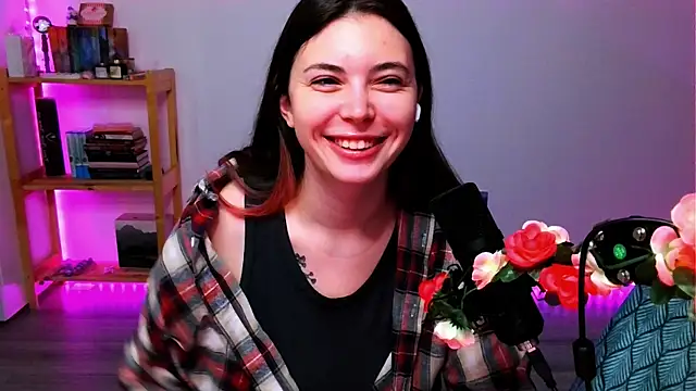 peaachybabe   online show from October 1, 7:18 pm
