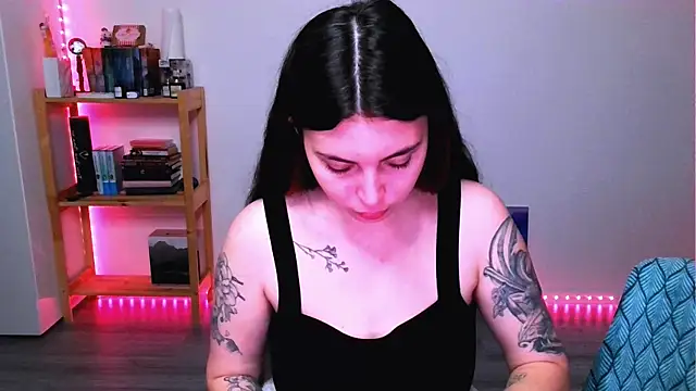 peaachybabe   online show from October 19, 2:58 am