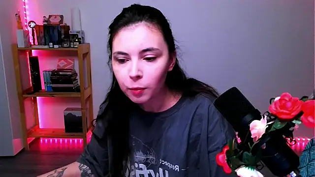 peaachybabe   online show from October 10, 7:25 pm