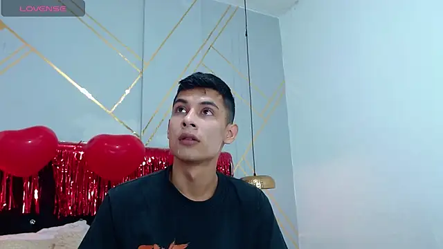 Oliver king sex online show from February 18, 5:31 pm