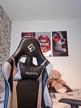 Antonella2 m online show from April 15, 1:04 pm