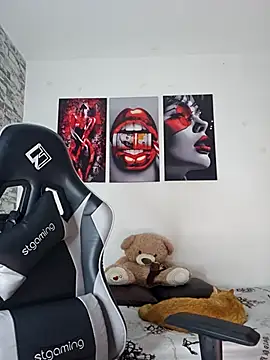 Antonella2 m online show from November 18, 5:05 pm