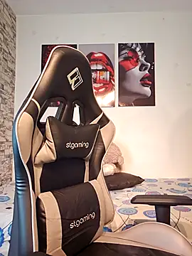 Antonella2 m online show from March 19, 1:11 pm