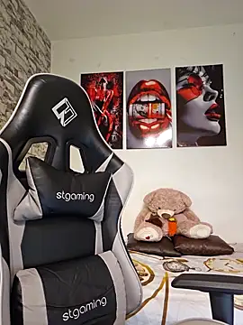 Antonella2 m online show from March 12, 1:04 pm