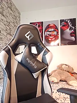 Antonella2 m online show from April 11, 11:36 am